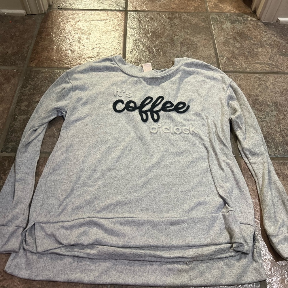 Grey long sleeve shirt. Sweet treasures brand. Size medium (8-10)